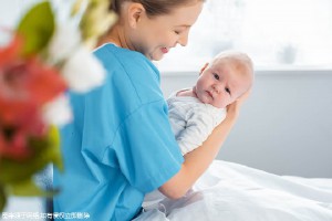 同性借卵代怀服务收费标准